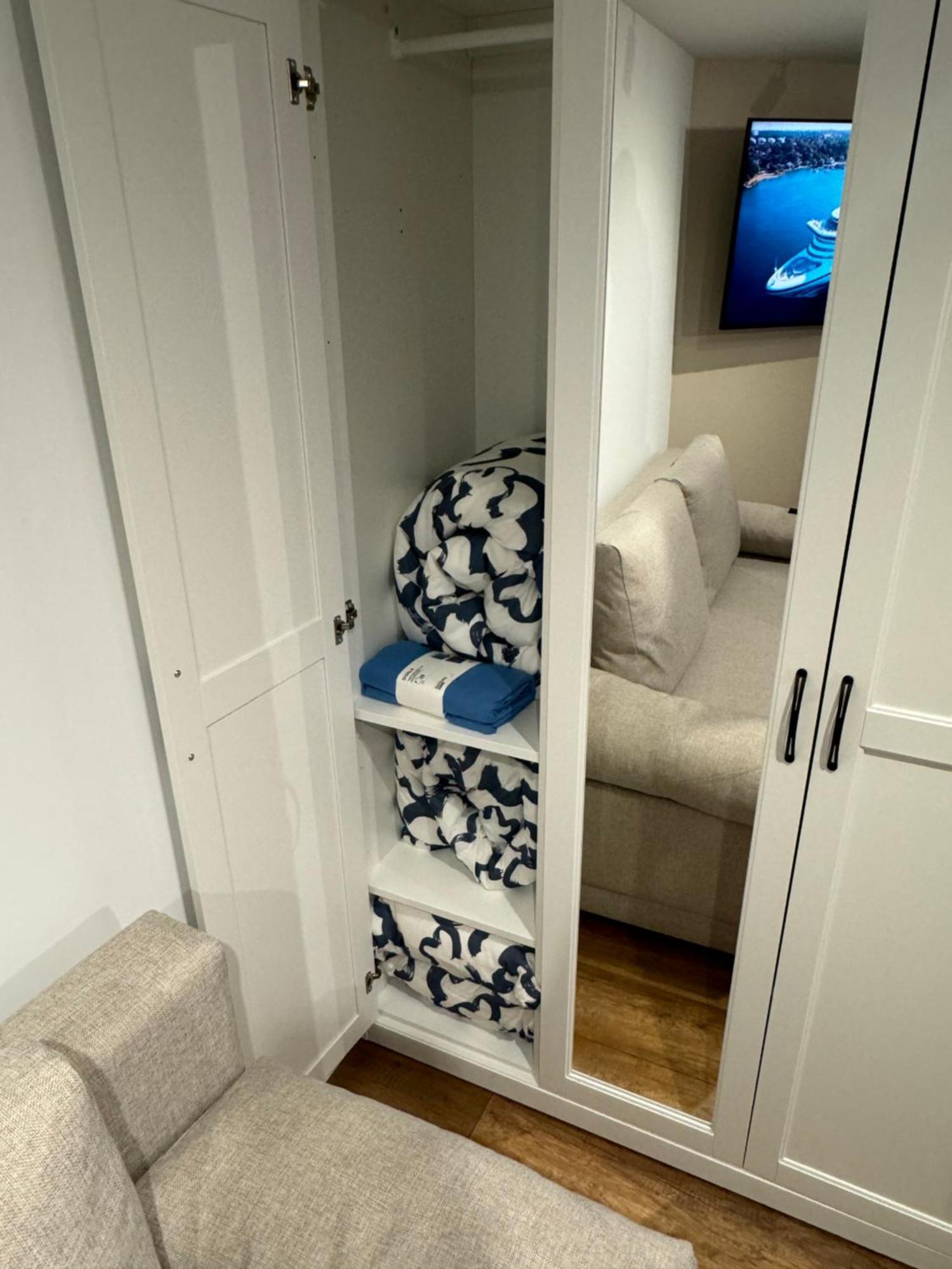 Gray Apartment 24H - Parking On The Street Κατοβίτσε Εξωτερικό φωτογραφία